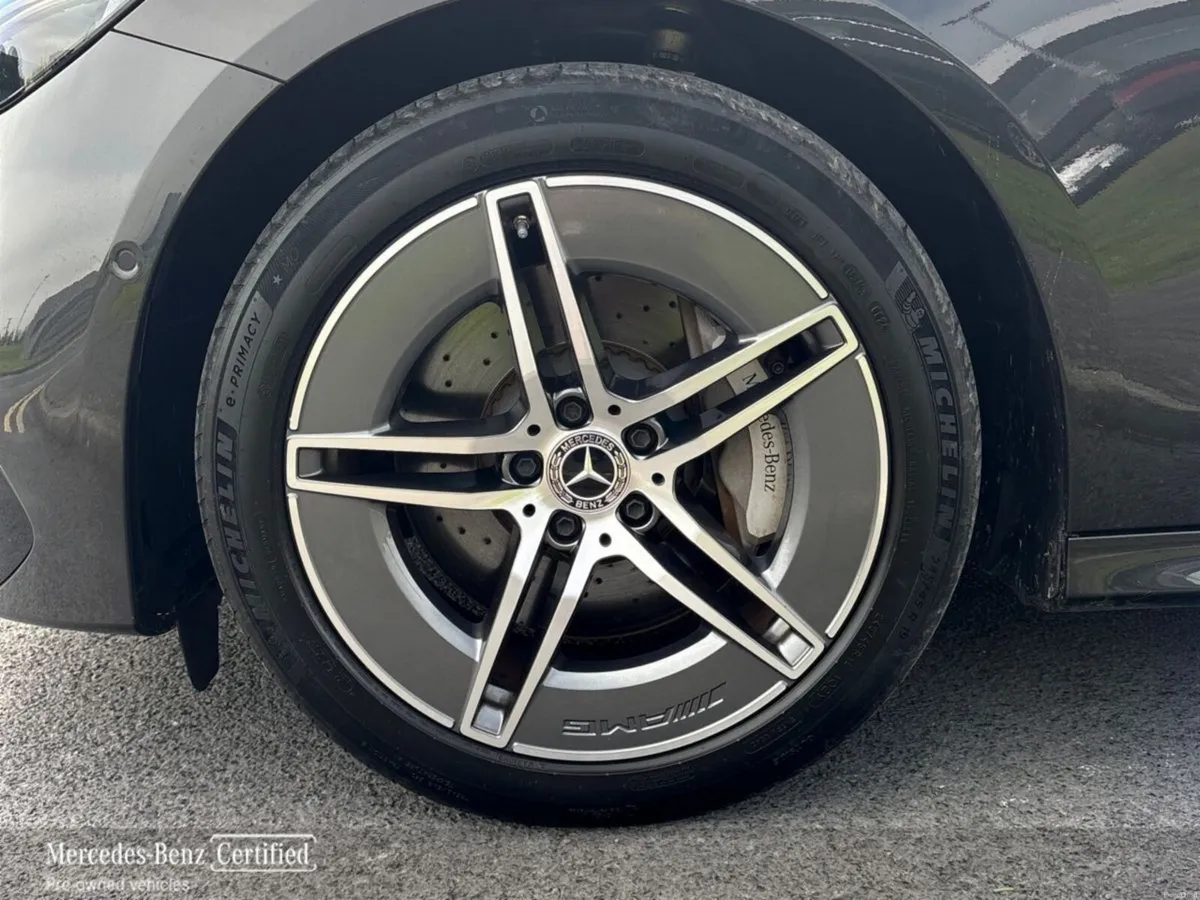 Mercedes-Benz E-Class E300de AMG Line Plus - Image 5