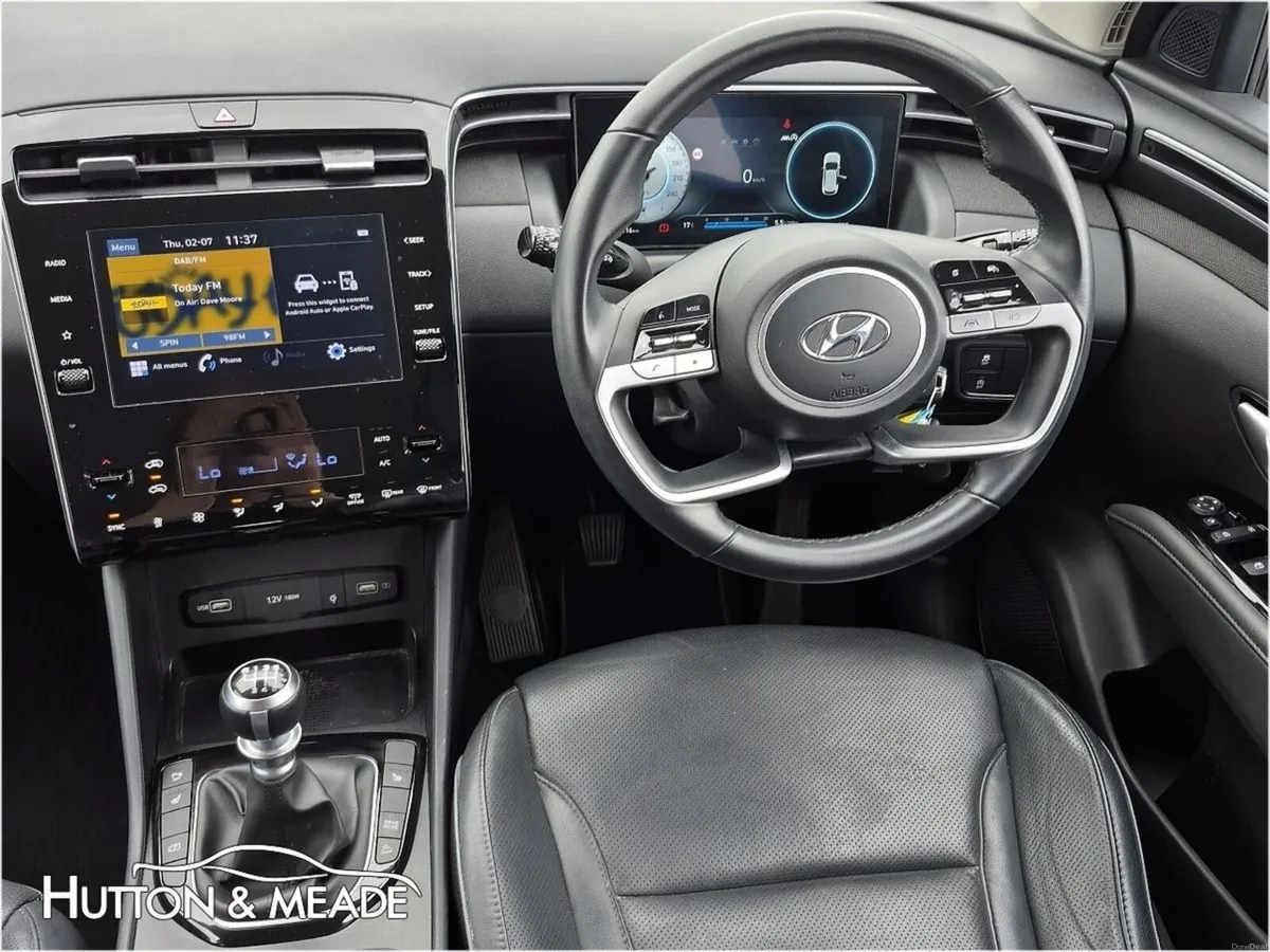 Hyundai Tucson Executive 1.6 Diesel 5dr - Image 3