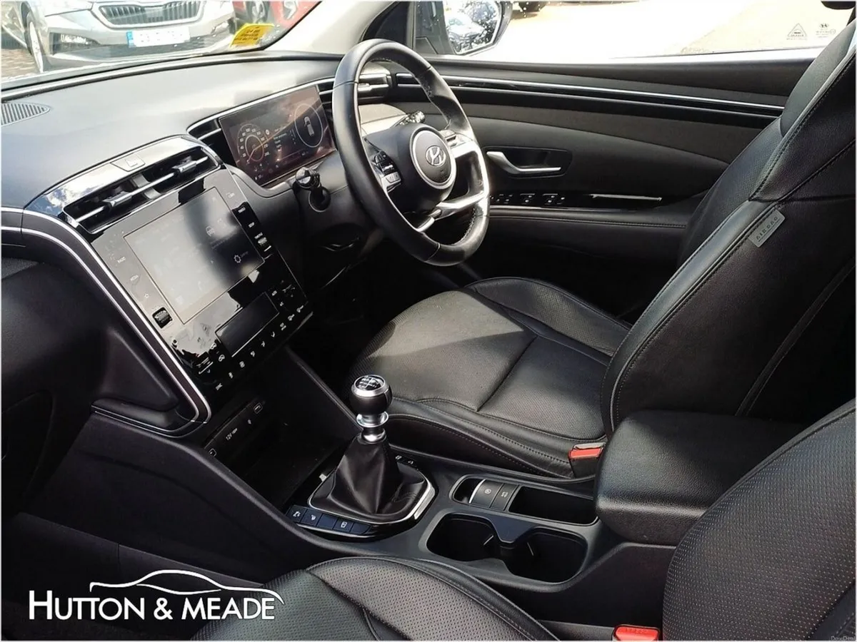 Hyundai Tucson Executive 2T 1.6 Diesel 5dr - Image 5