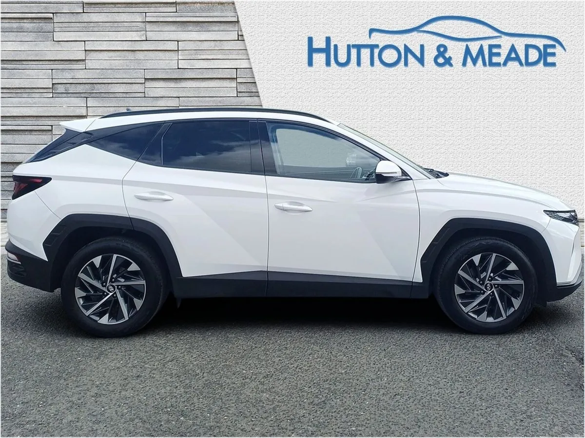 Hyundai Tucson Executive 1.6 Diesel 5dr - Image 6