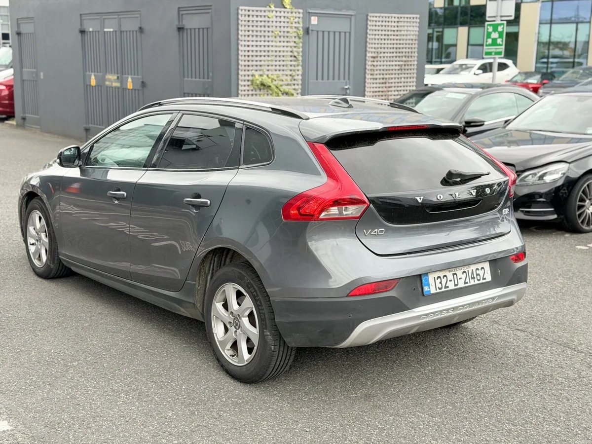 * CHEAPEST*2013 Volvo v40 1.6 Diesel Automatic - Image 3