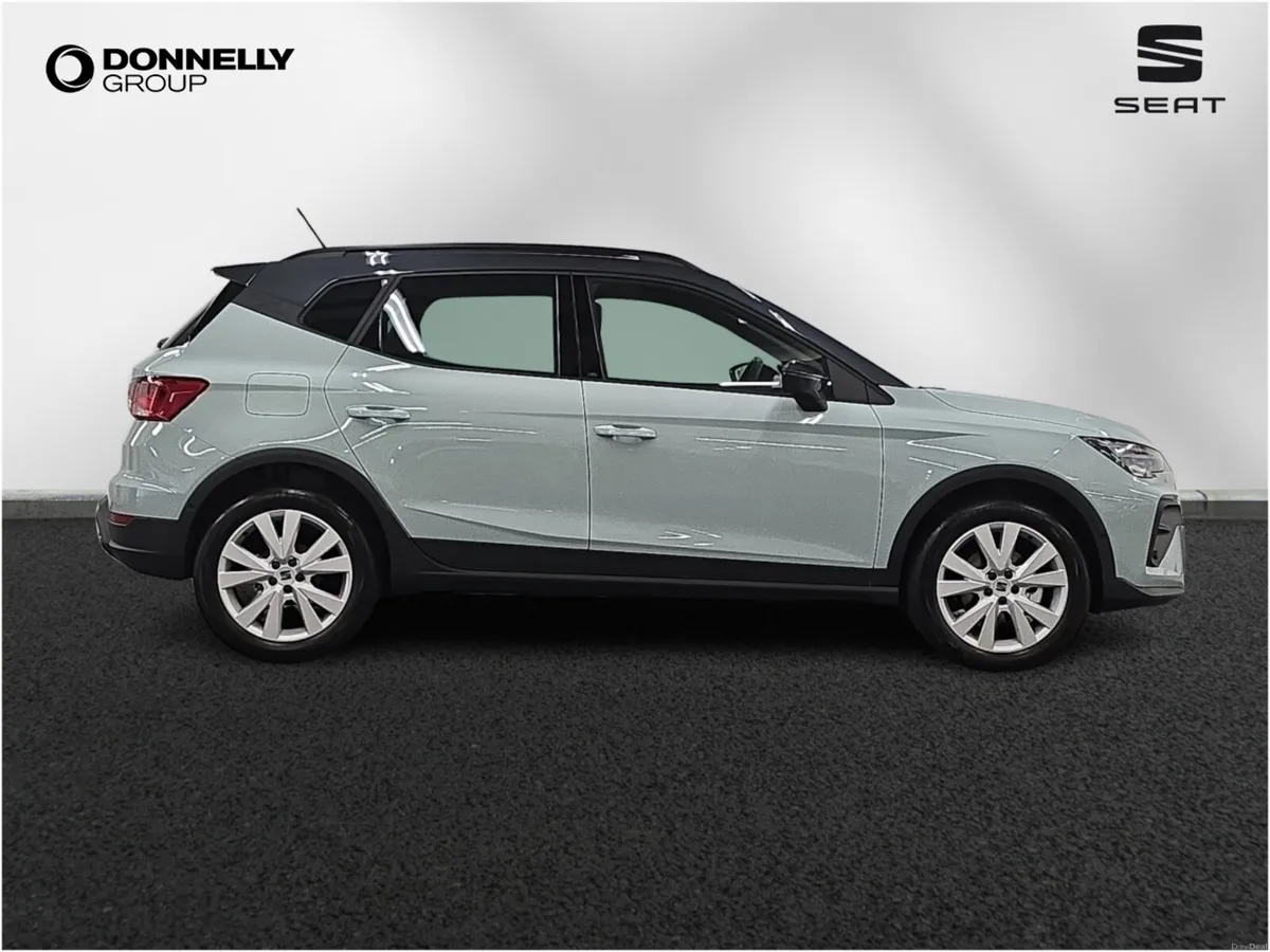 SEAT Arona Hatchback FR First Edition - Image 4