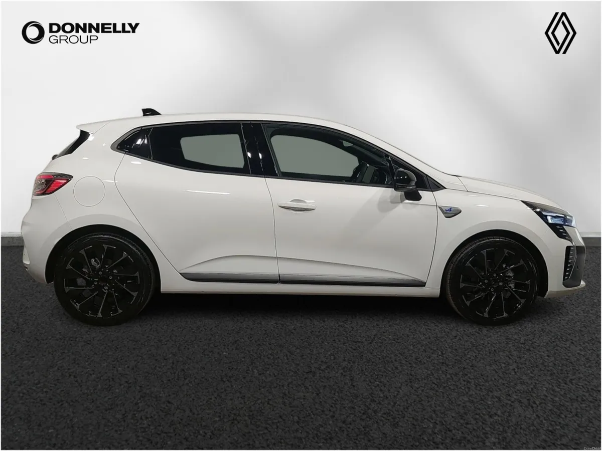 Renault Clio Hatchback Techno Esprit Alpine - Image 3
