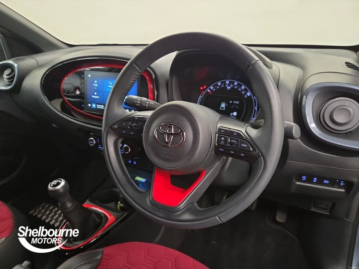 Toyota Aygo X Hatchback Undercover - Image 4