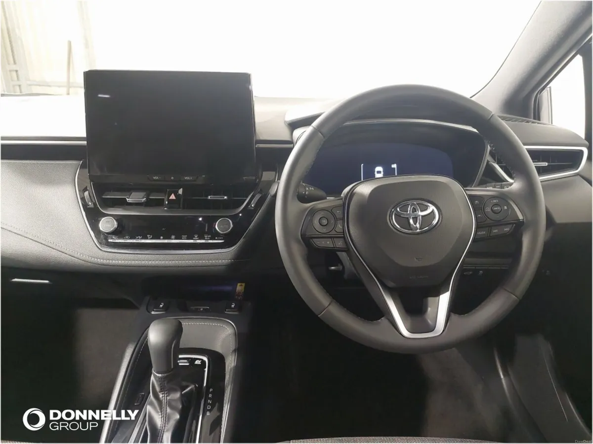 Toyota Corolla Touring Sport Design - Image 6