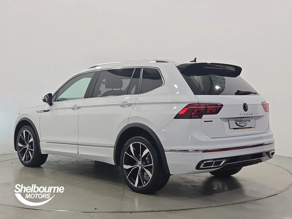 Volkswagen Tiguan Allspace R-LINE TSI DSG - Image 2