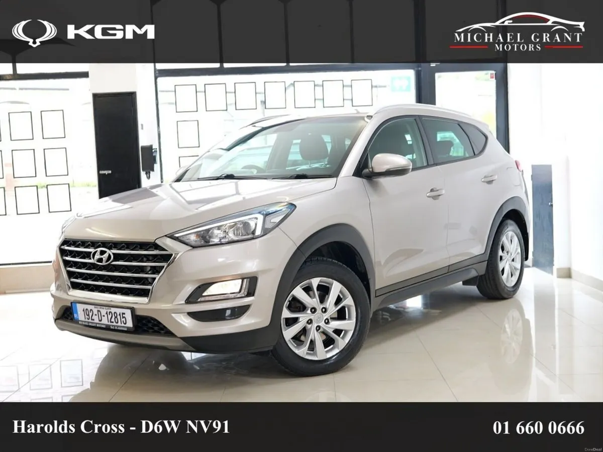 Hyundai Tucson 1.6 EXECUTIVE ONLY 82KM / HIGHE SPE - Image 3