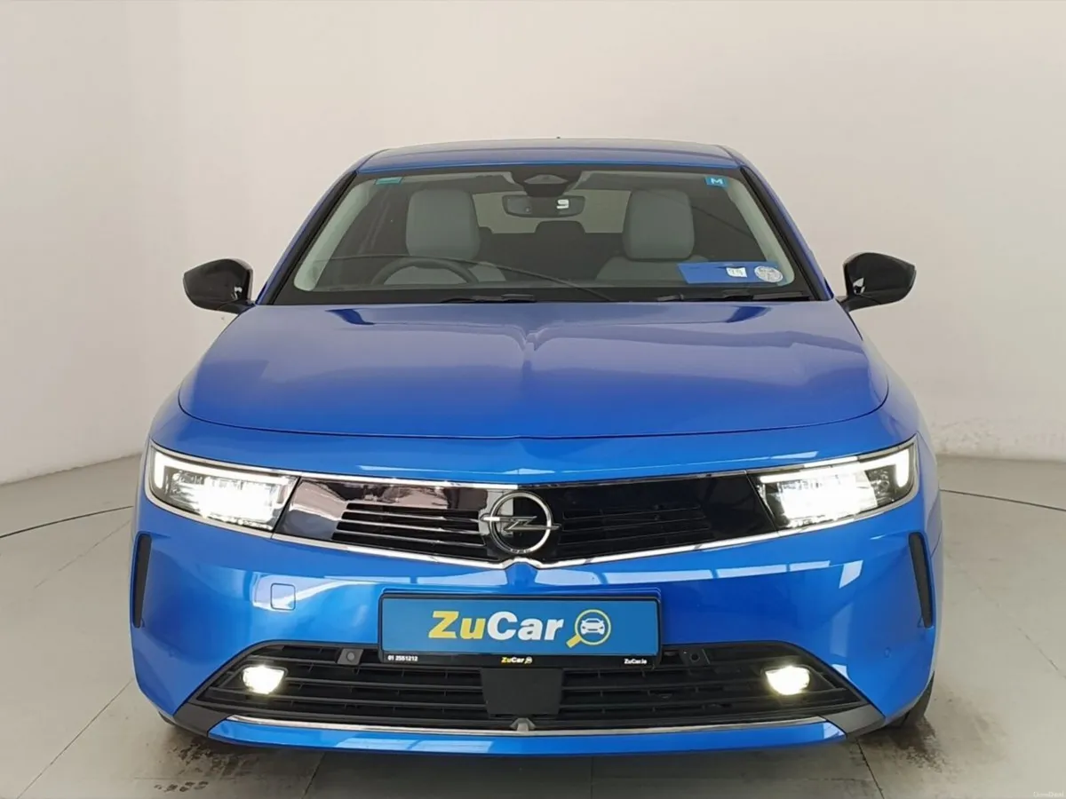 Opel Astra Elegance 1.2 Turbo 130PS 6 Speed - Image 3