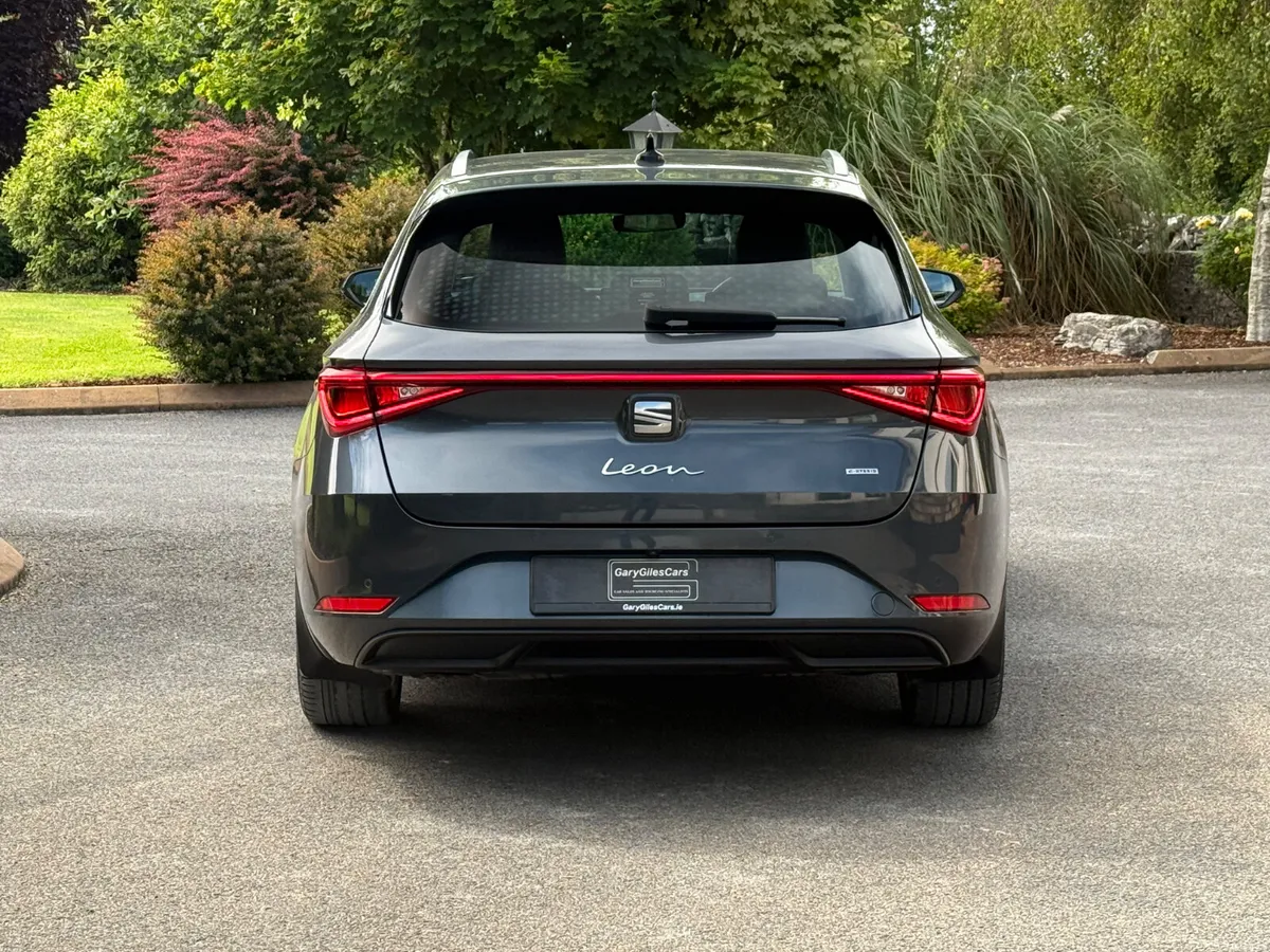 Now Reserved! *Hybrid* Stunning 211 Seat Leon! - Image 6