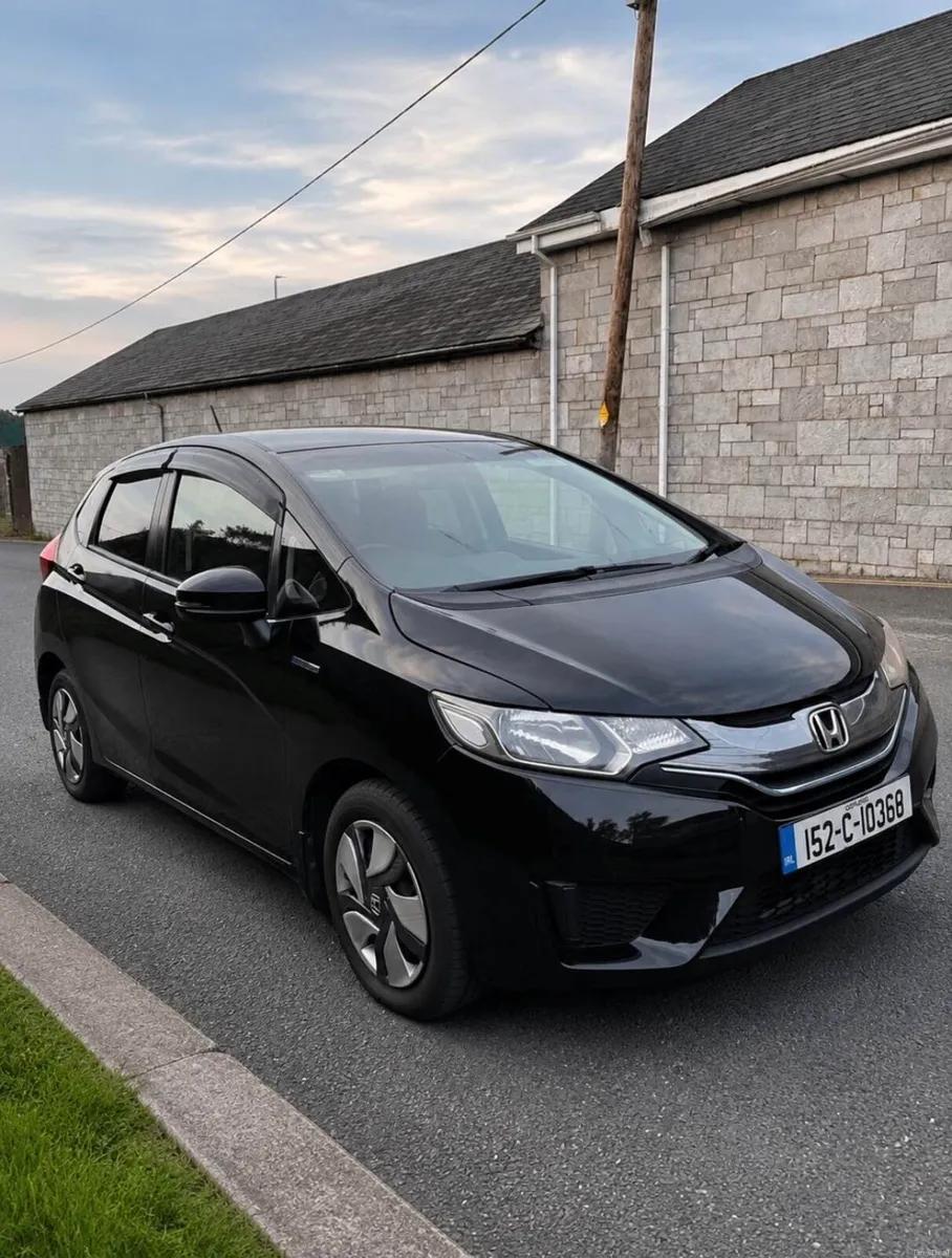 Honda Fit 2015 Automatic * 62k mi only * - Image 2