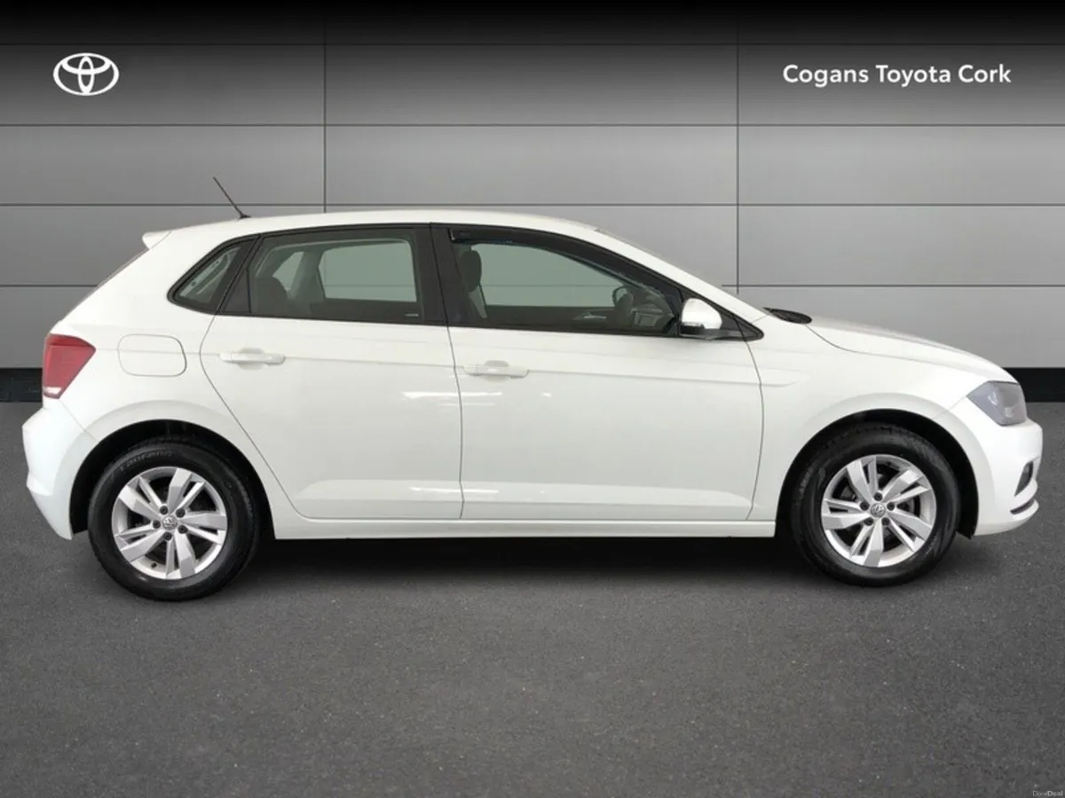 Volkswagen Polo TRENDLINE 1.0 MANUAL 5SPEED 65HP 5 - Image 3