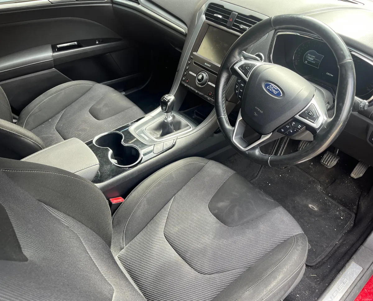 Ford Mondeo Titanium 1.6 TDCI - Image 4