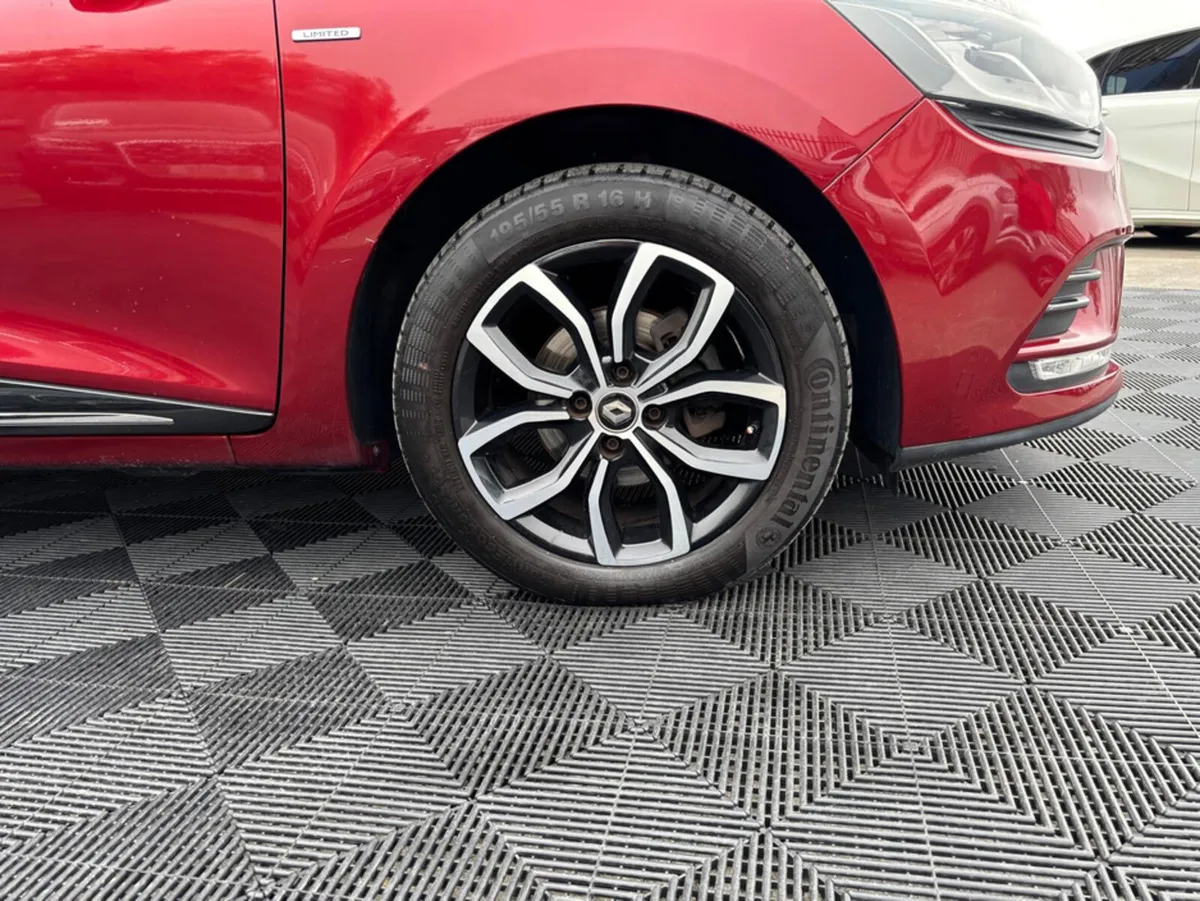 Renault Clio Renault Clio tech edition, 1.2 petrol - Image 2