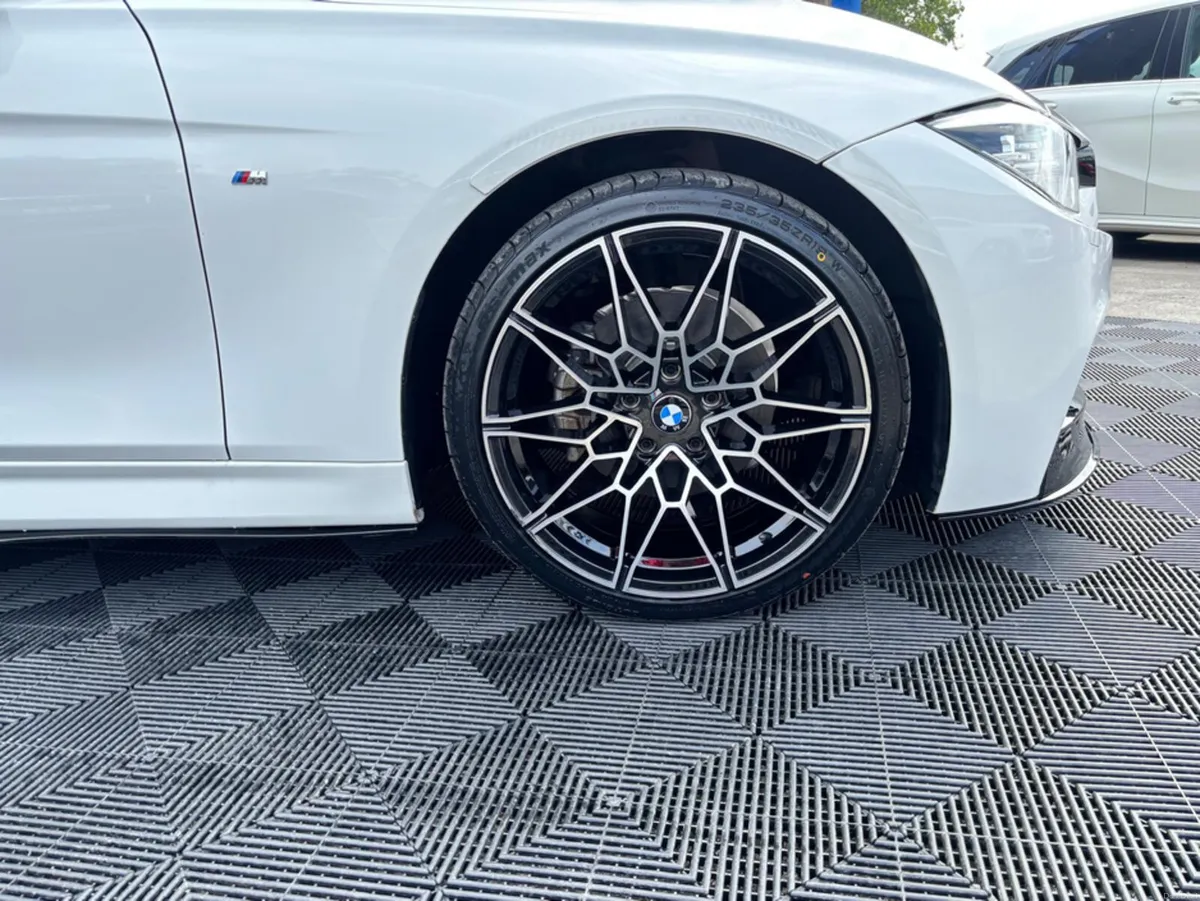 BMW 3-Series BMW 320D M-SPORT, AUTO, FULLY LOADED - Image 2