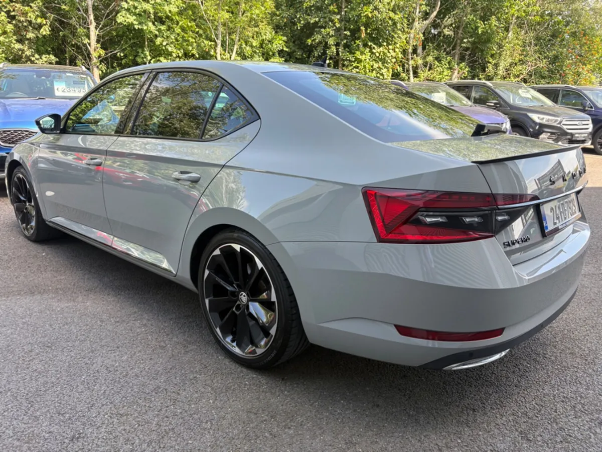 Skoda Superb 2.0 DIESEL SPORTLINE AUTO **STEEL GRE - Image 5