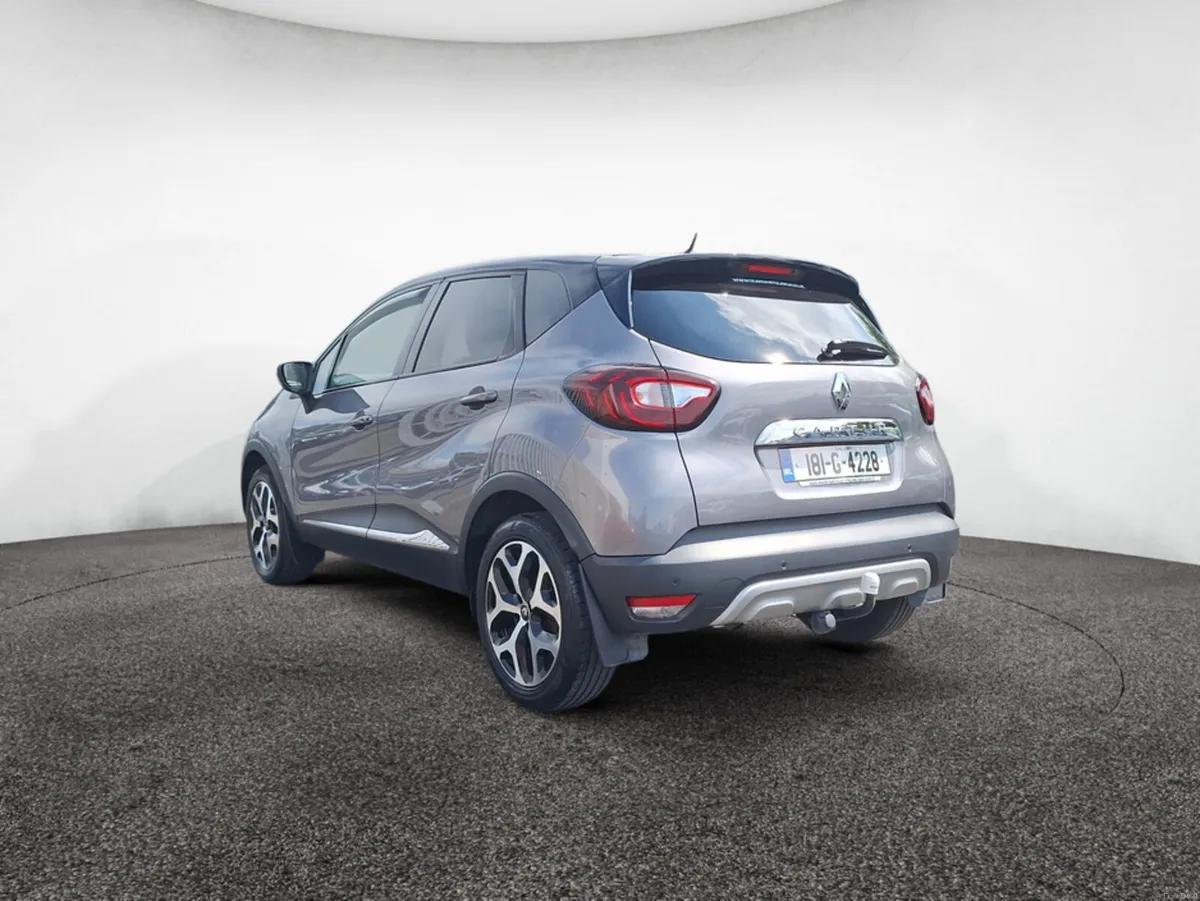 Renault Captur SIGNATURE X NAV DCI 90 4DR - Image 4