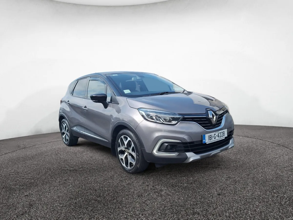 Renault Captur SIGNATURE X NAV DCI 90 4DR - Image 2