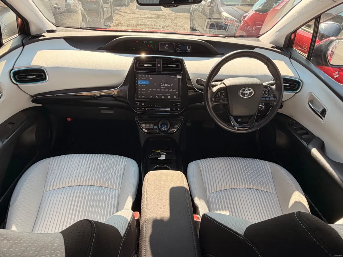 Toyota Prius 2019 hybrid self charging - Image 6