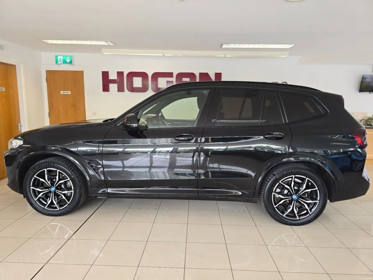 BMW X3 X Drive 30e M SPORT PHEV - Image 4