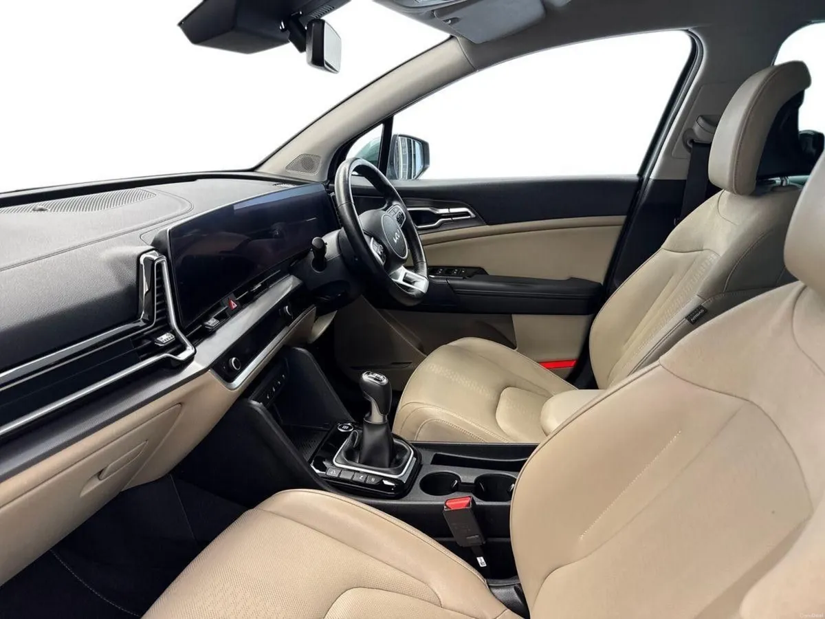 Kia Sportage 1.6CRDi K4 *TOP SPEC* €95 PER WEEK - Image 3