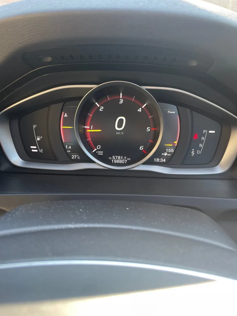 Volvo S60 2017 - Image 3