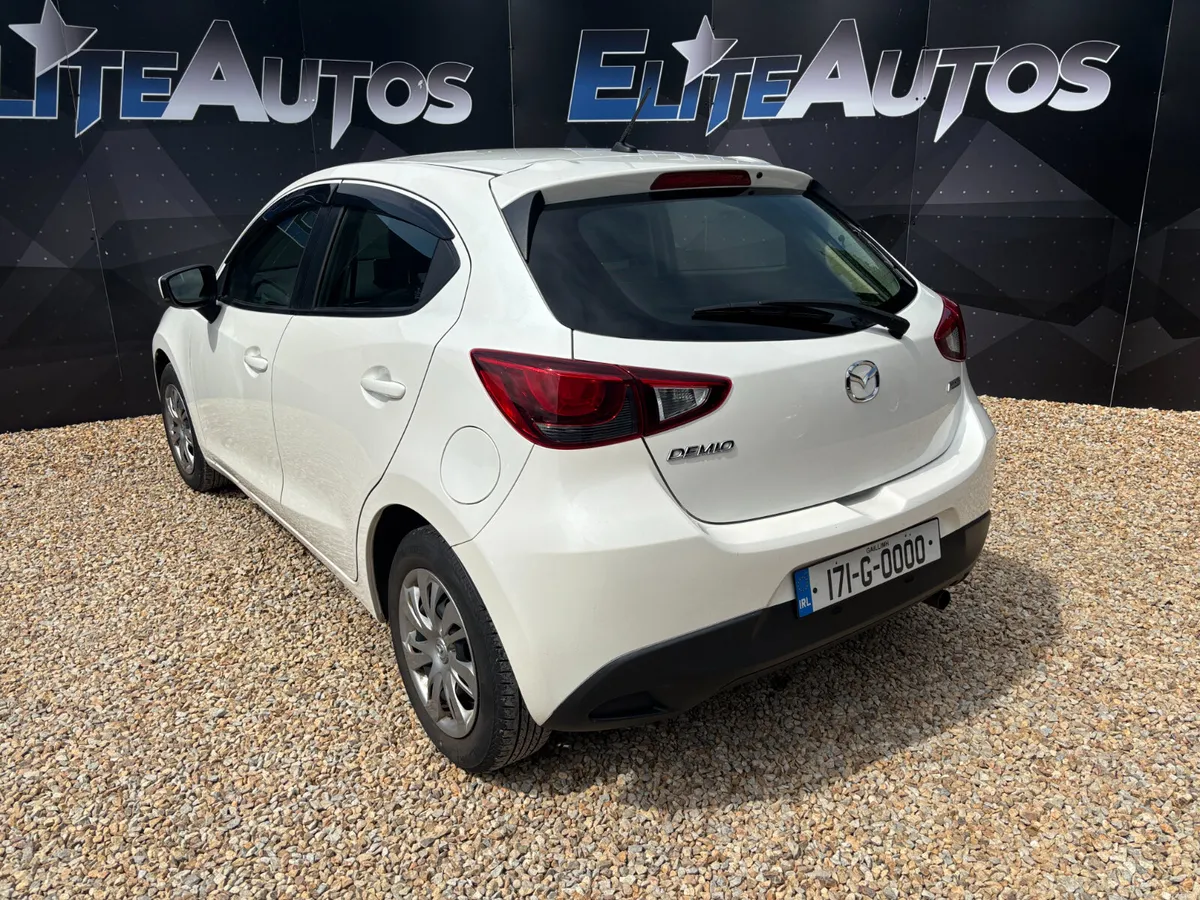 Mazda Demio Skyactive 1.3 2017 - Image 3
