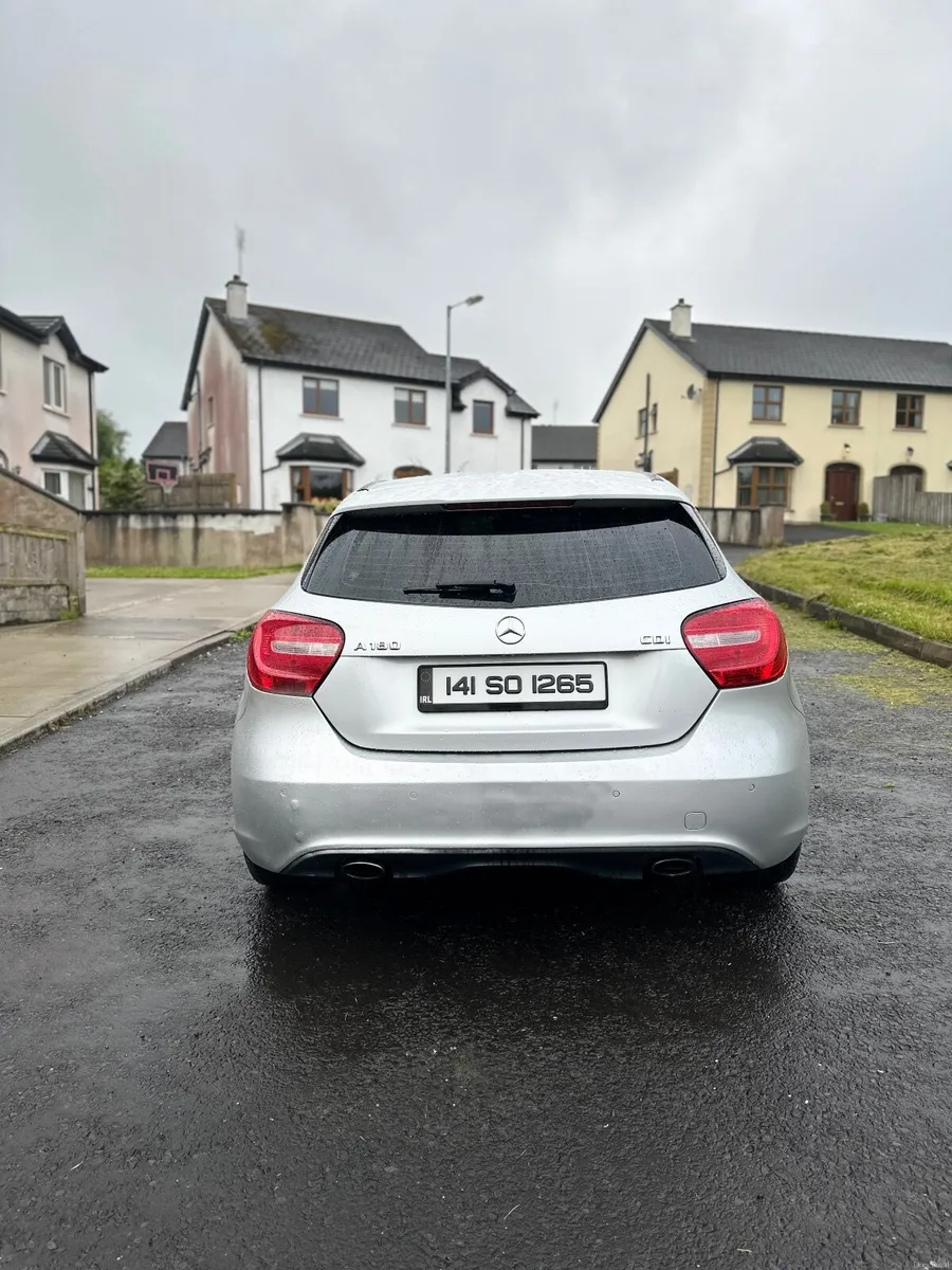 Mercedes-Benz A-Class 2014 - Image 4