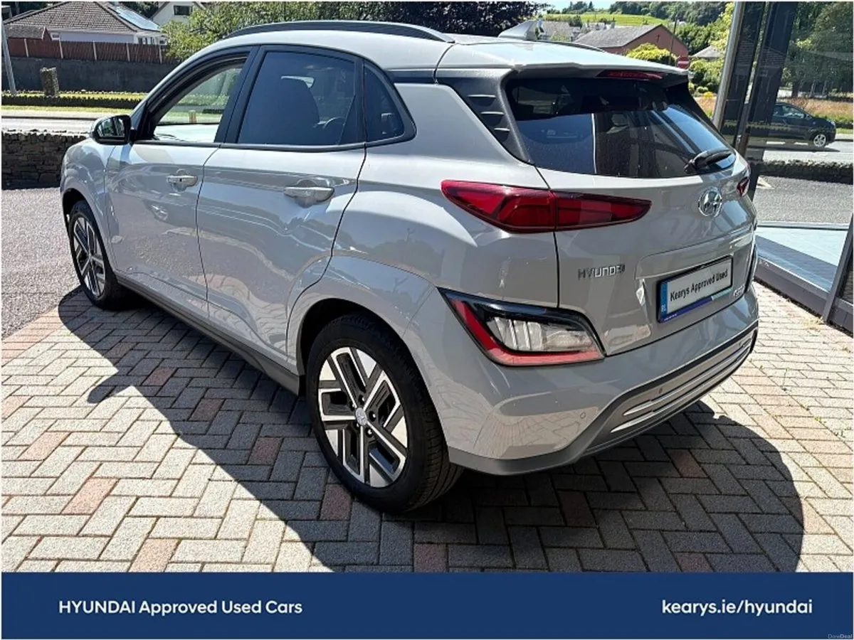 Hyundai KONA EV Premium  204 PMSM 64KWH - Image 4