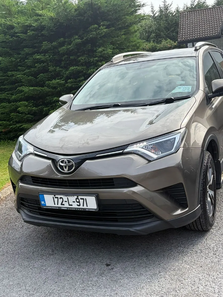Toyota RAV4 2017 - Image 1
