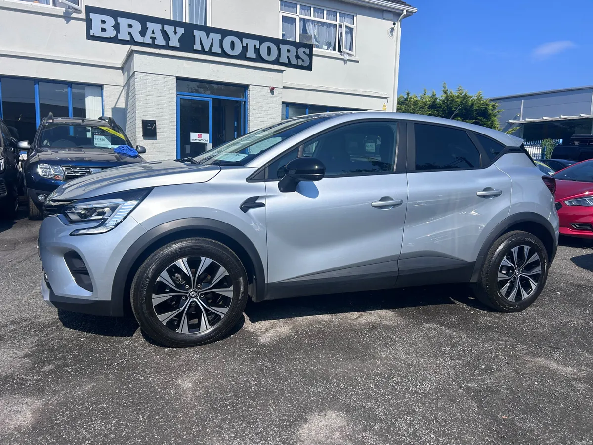 2023 RENAULT CAPTUR 1.3 PETROL AUTO EVOLUTION - Image 1