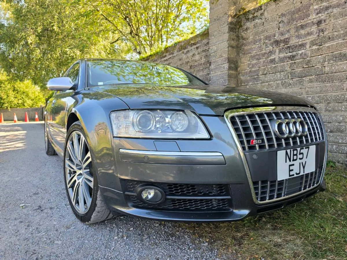 AUDI S8 V10 5.2 PETROL 2007 IMMACULATE!!! - Image 2