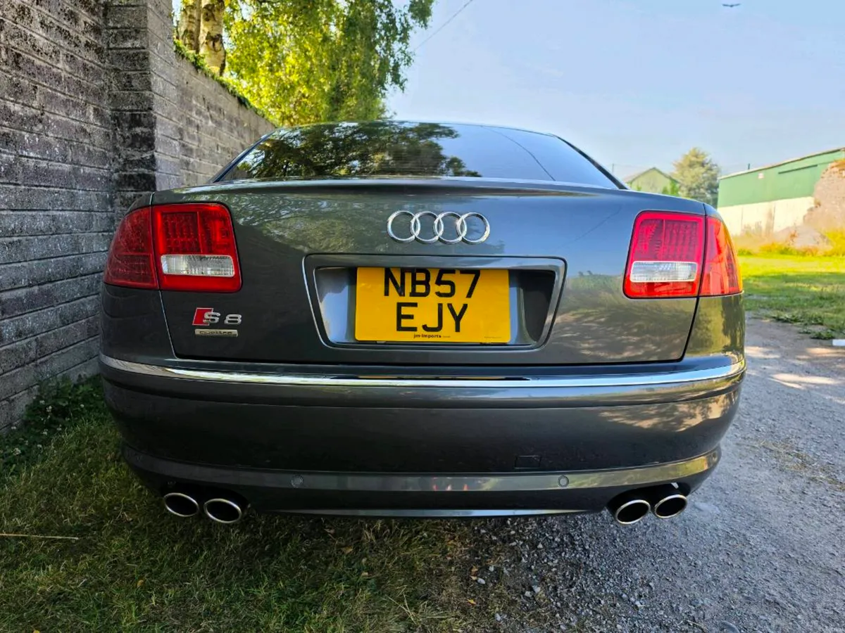 AUDI S8 V10 5.2 PETROL 2007 IMMACULATE!!! - Image 4