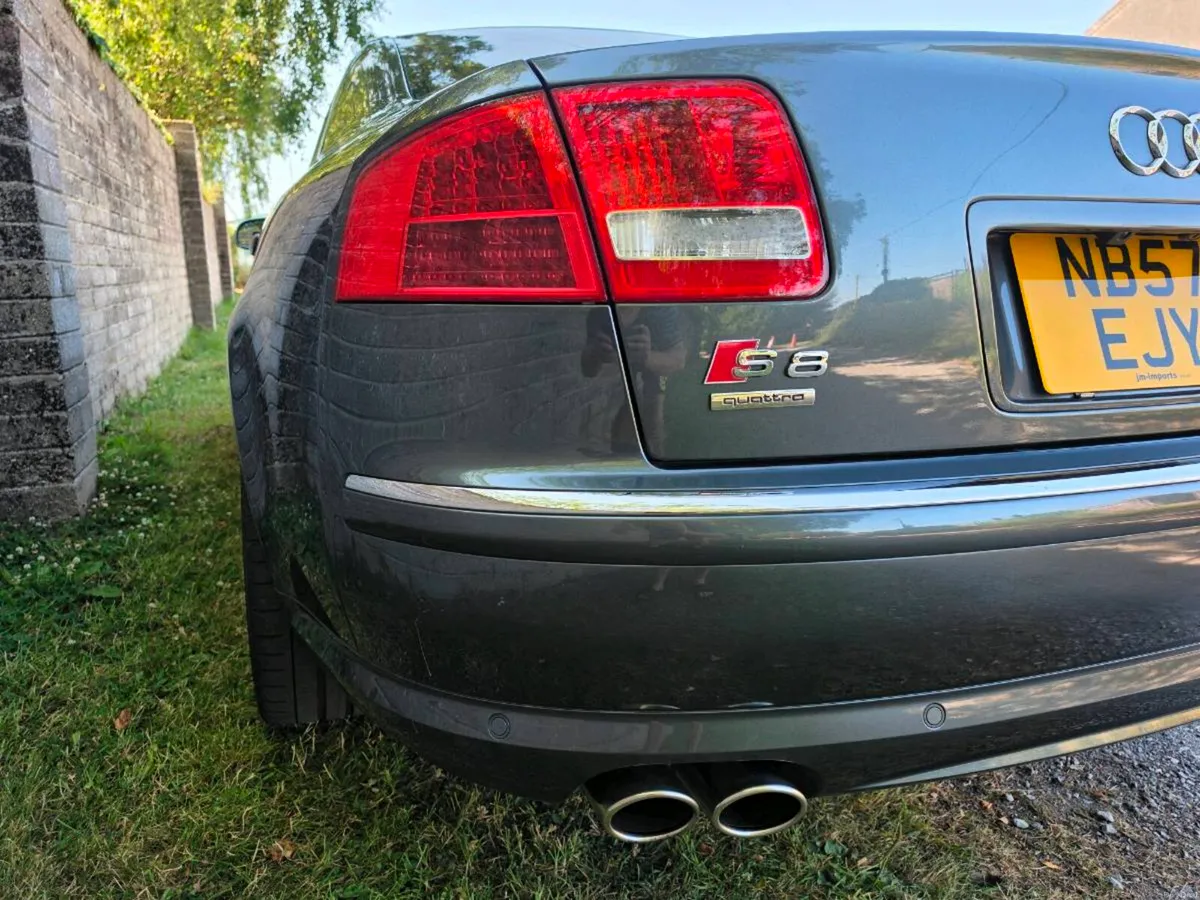 AUDI S8 V10 5.2 PETROL 2007 IMMACULATE!!! - Image 5