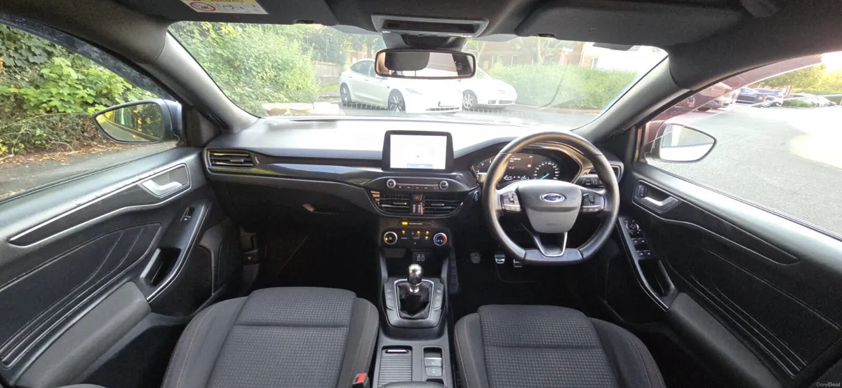 Ford Focus 2021 ST Line - Image 3