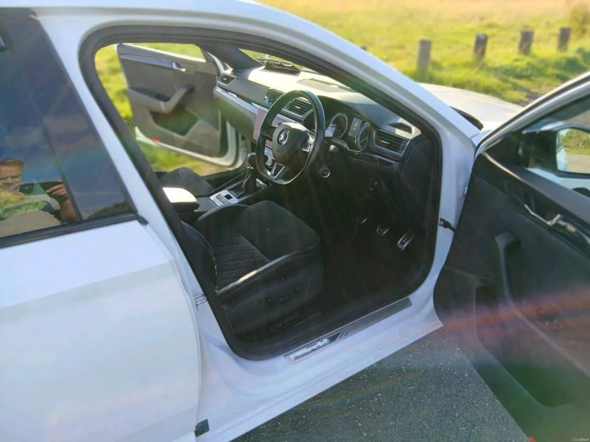 2018 skoda superb sportline - Image 6