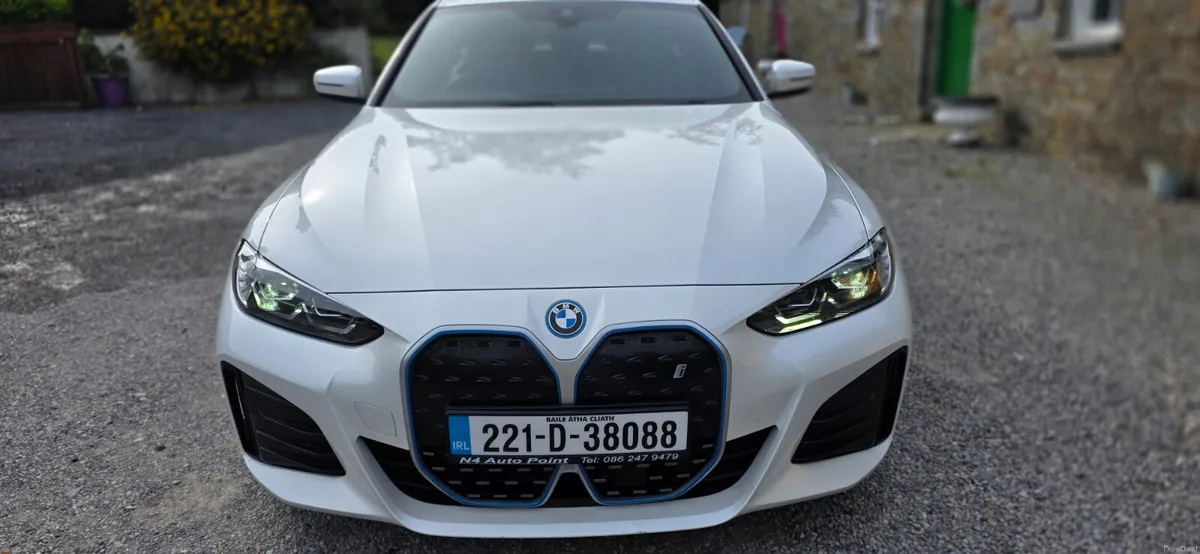 BMW i4 2022 M SPORT EDRIVE 40 - Image 3