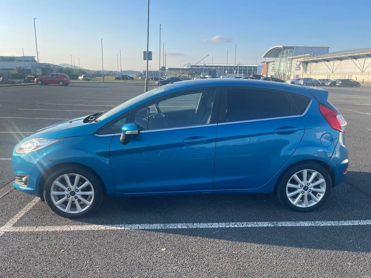 Ford Fiesta 2017 - Image 5