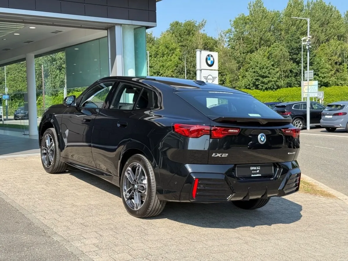 BMW iX2 eDrive20 M Sport - Image 2