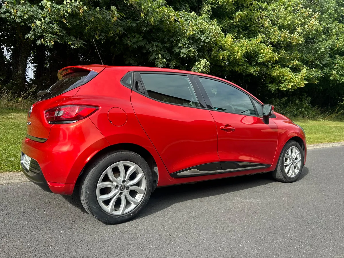 Opel Astra 2015 - Image 2