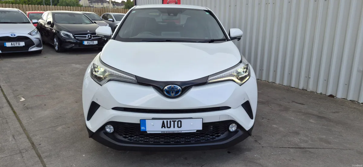 Toyota C-HR hybrid/petrol 1.8 high spec low kms - Image 4