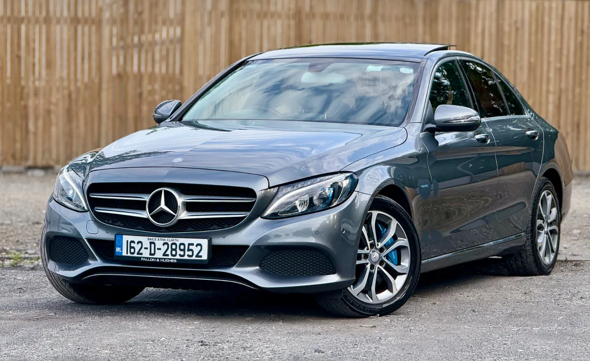 Mercedes C-Class 2016 2L Petrol Plug-in Sunroof - Image 1