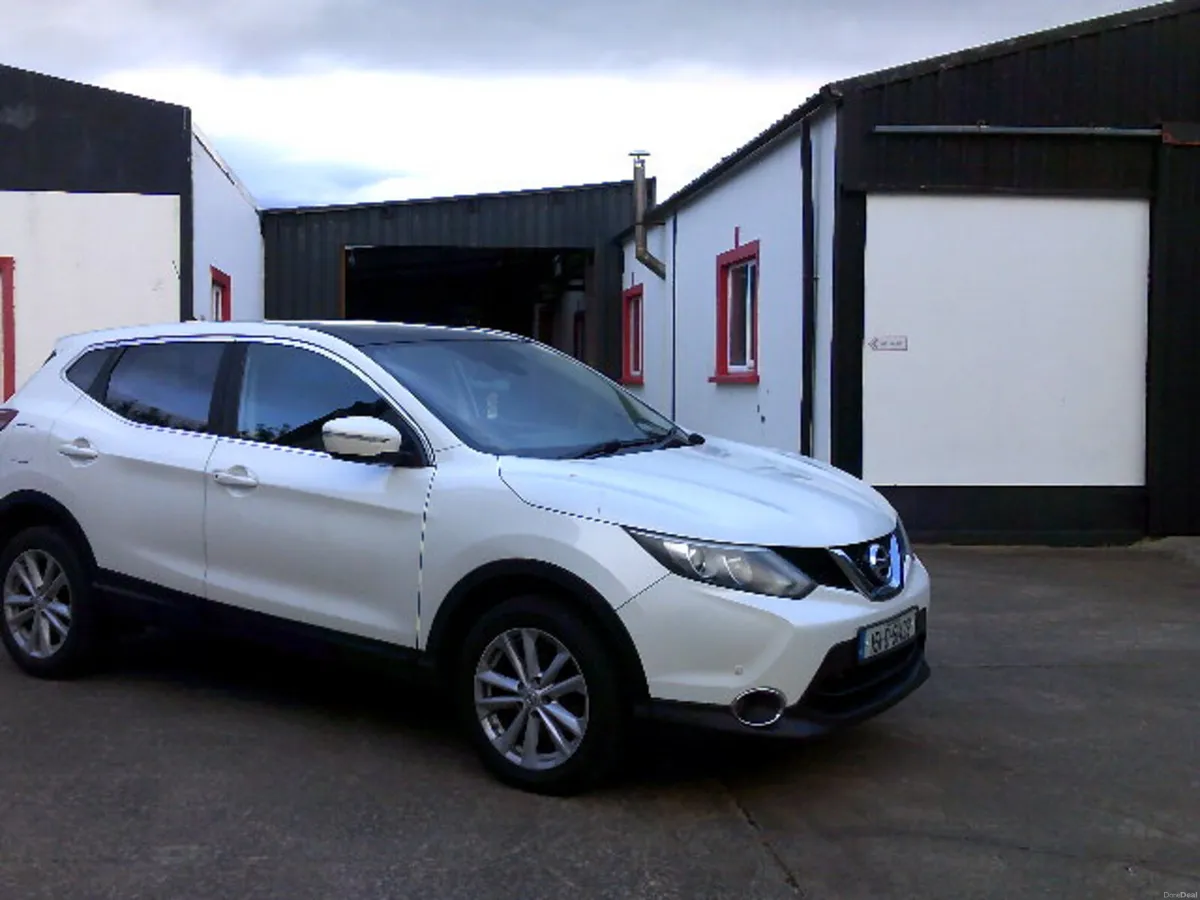 Nissan Qashqai 2015 - Image 1