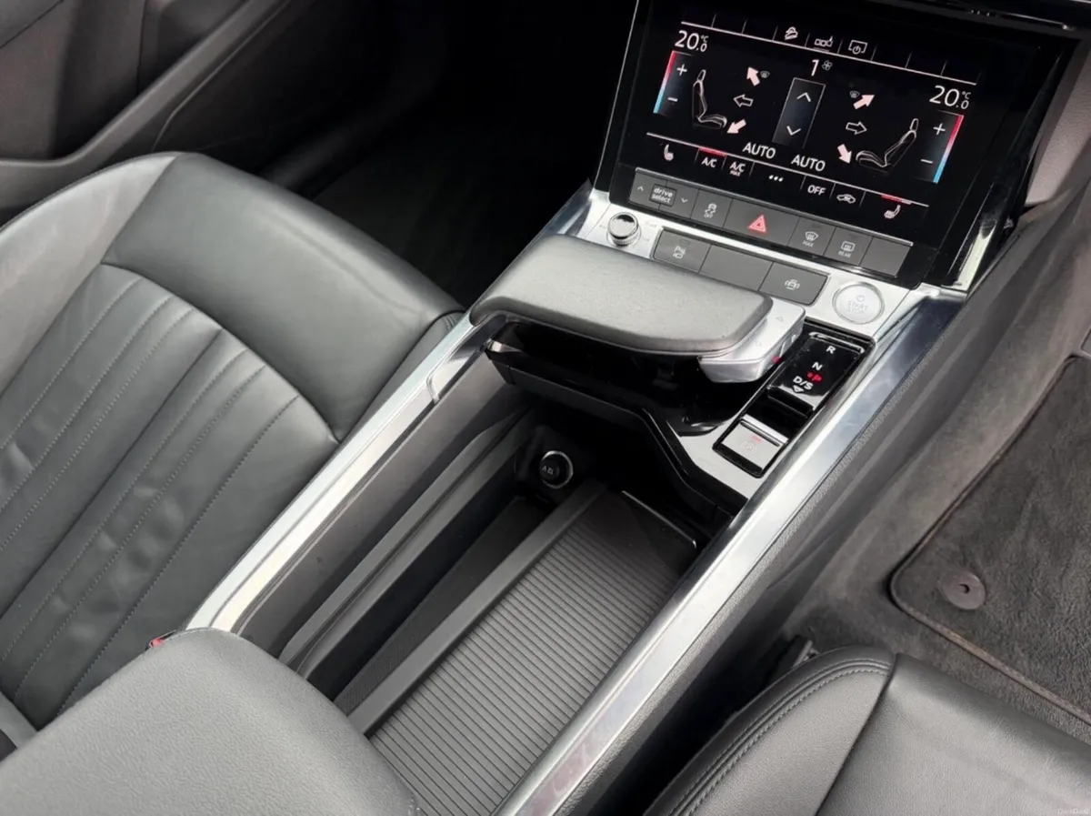 Audi Etron 55 Quattro Long Range - Image 6