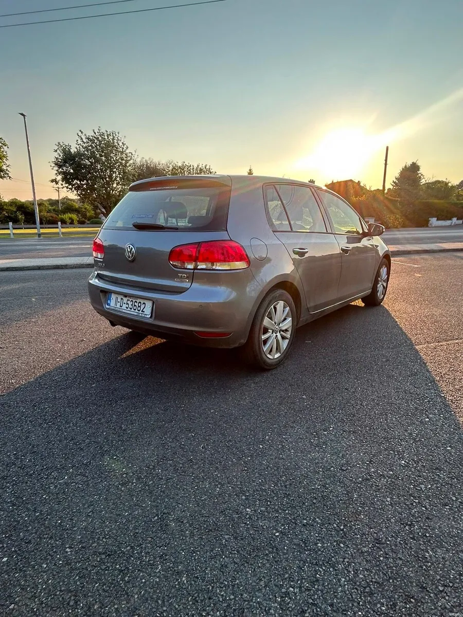 2011 Volkswagen Golf 1.6dsl Automatic - Image 4