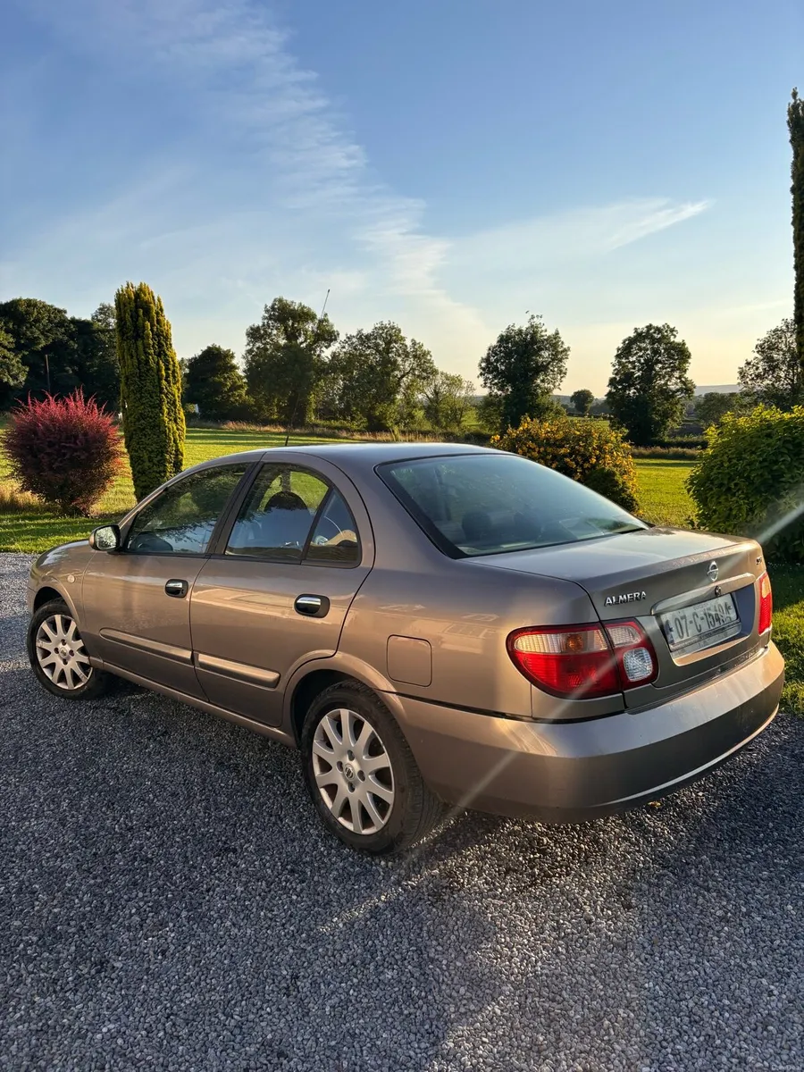 2007 Nissan Almera - Image 2