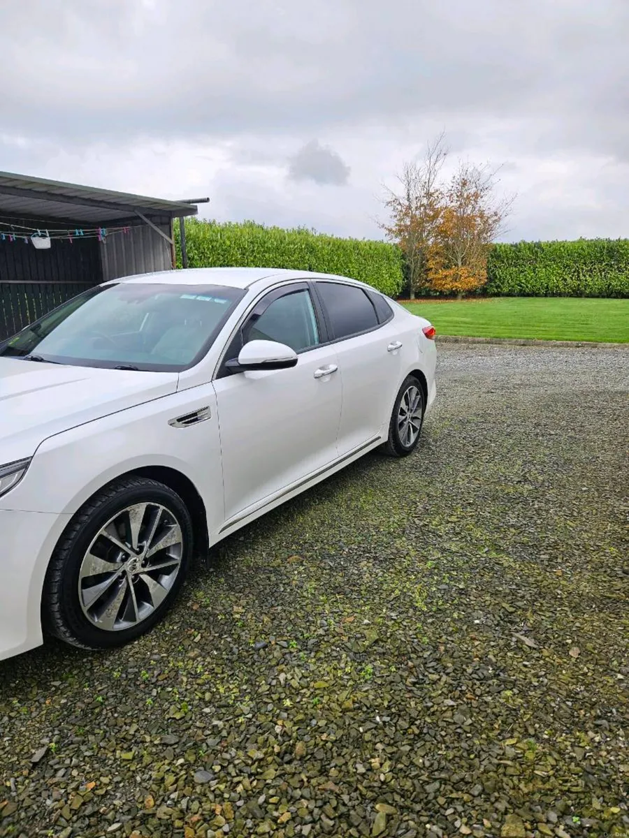 Car - Image 6