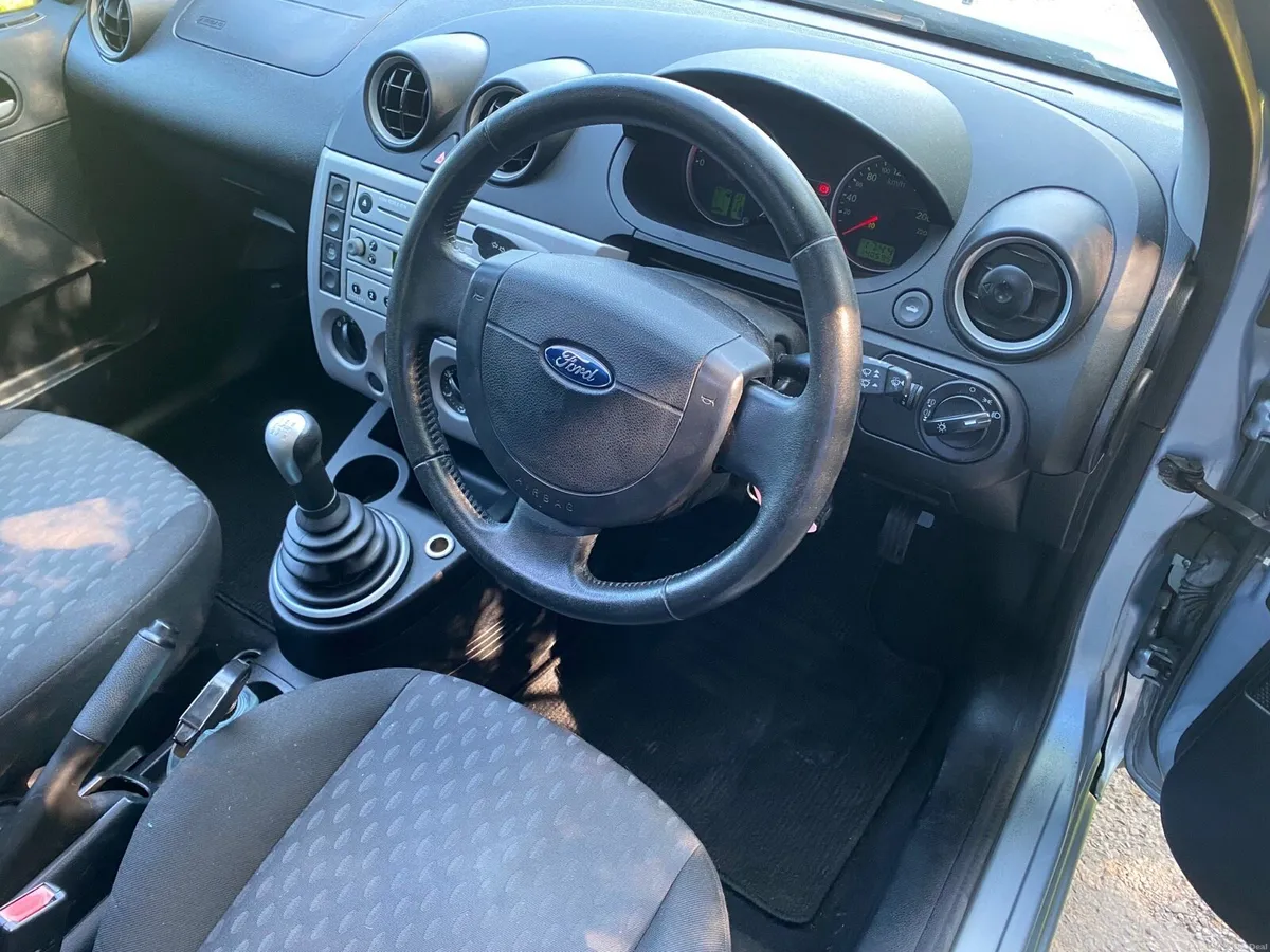 FORD FIESTA AS NEW 140kmsTAX11-26 MINT ❤️ - Image 4