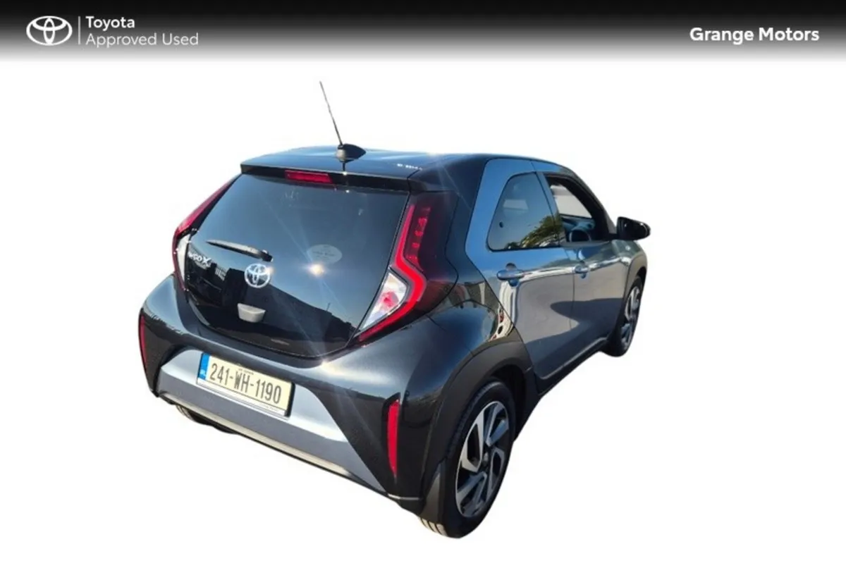 Toyota Aygo X 1.0LTR PETROL DESIGN MANUAL **V LOW - Image 2
