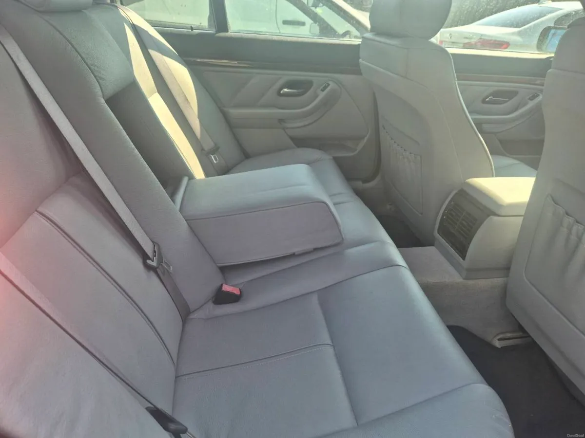 BMW 525I AUTOMATIC - Image 5