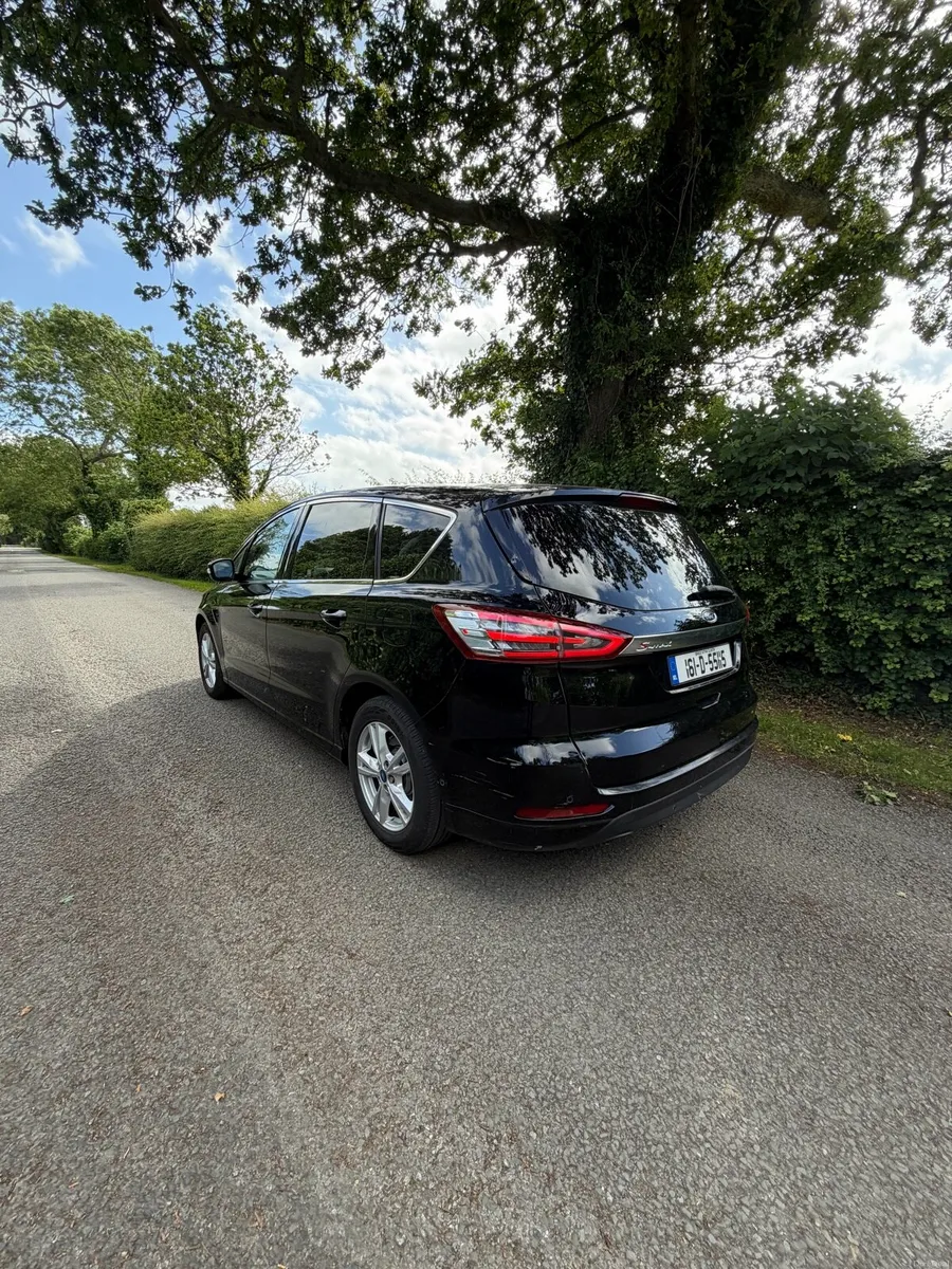 FORD SMAX 7 SEATER TITANIUM - Image 2